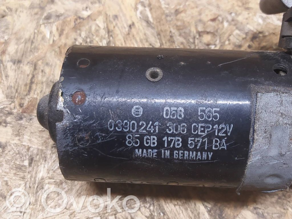 Ford Fiesta Silniczek wycieraczek szyby przedniej / czołowej 