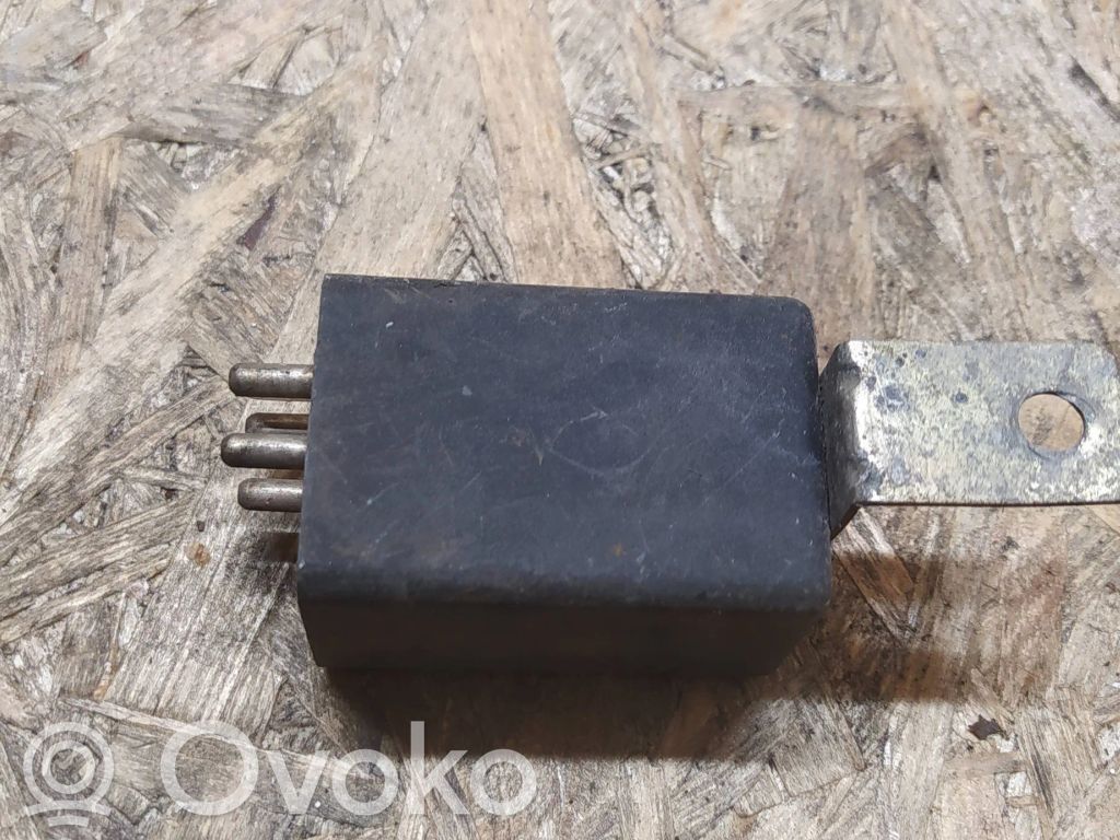 Mercedes-Benz E W124 Other relay 