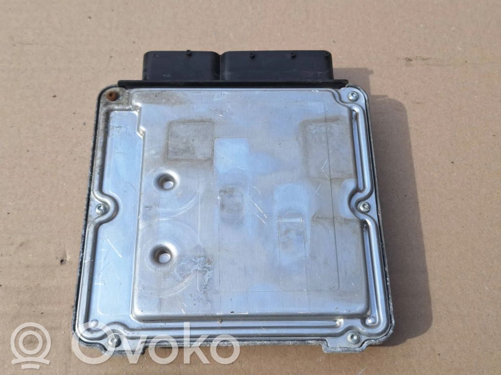 Skoda Octavia Mk2 (1Z) Sterownik / Moduł ECU 