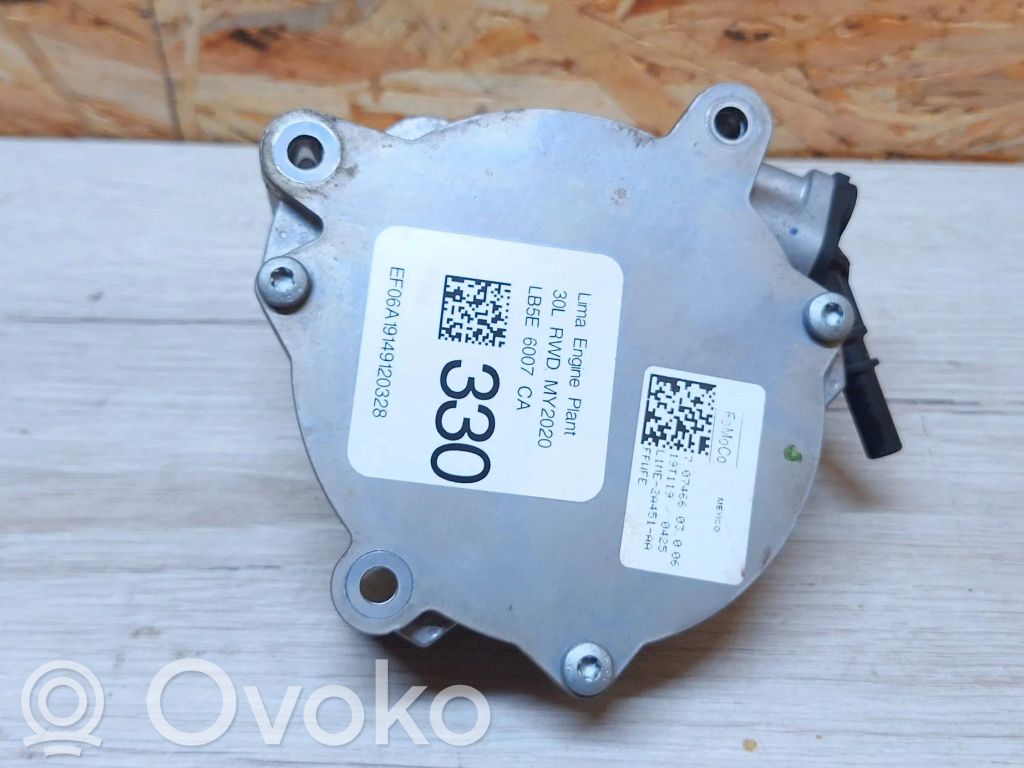 Ford Explorer VI Vacuum pump 