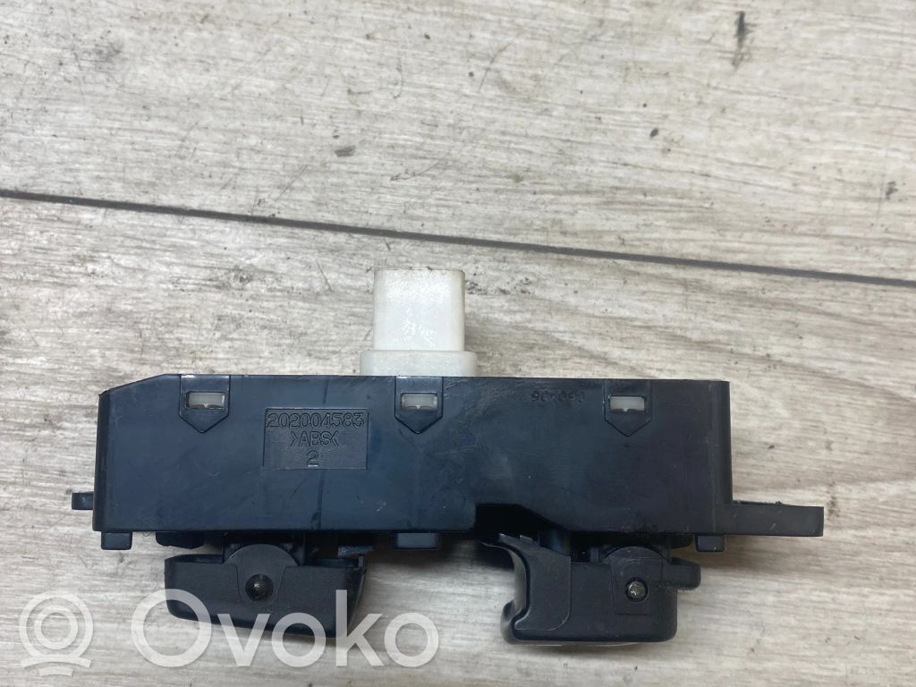 Electric window control switch   202004583