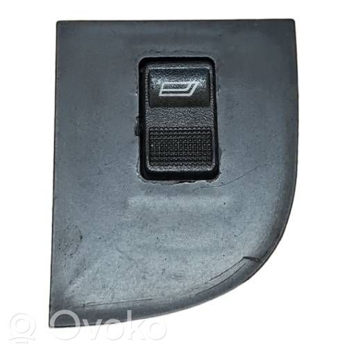 Audi 100 200 5000 C3 Przyciski szyb 