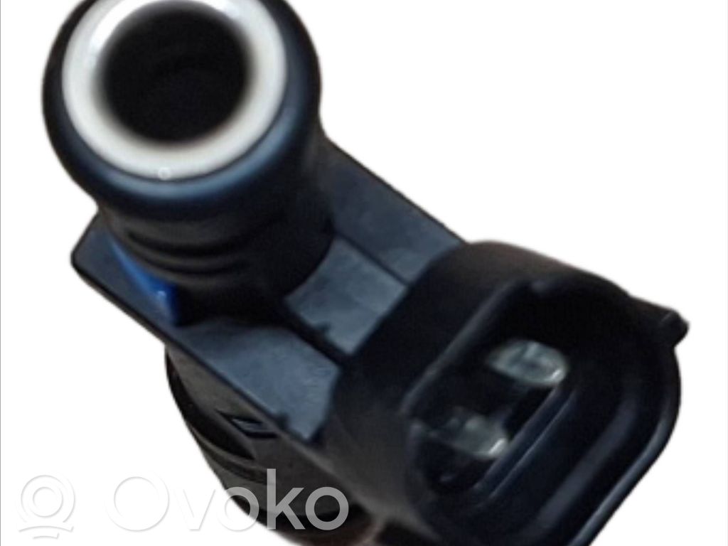 Skoda Fabia Mk2 (5J) Injector combustibil 