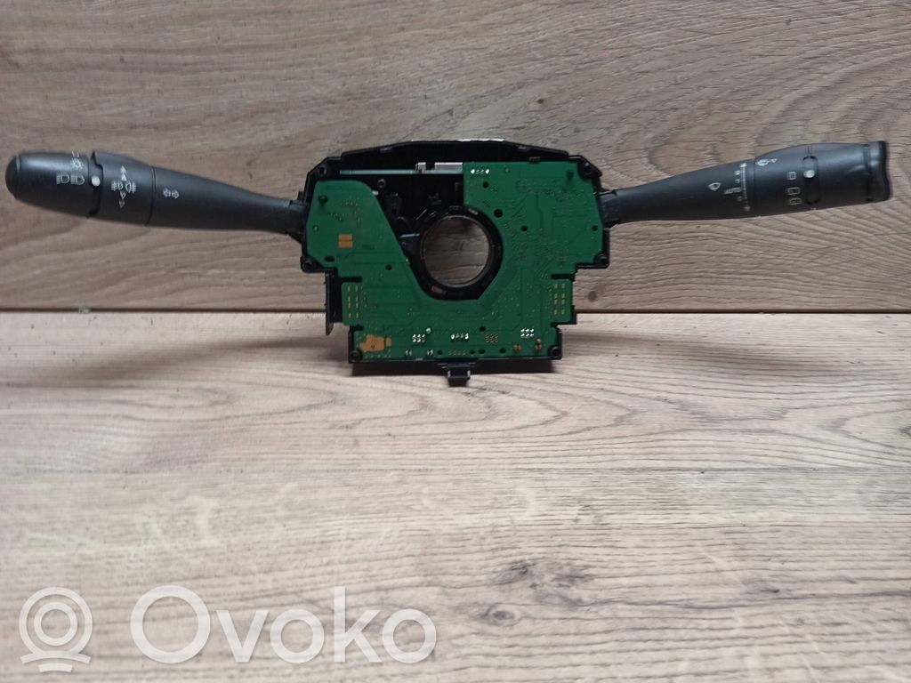Multifunctional control switch/knob   96488227XT,1398125,203567