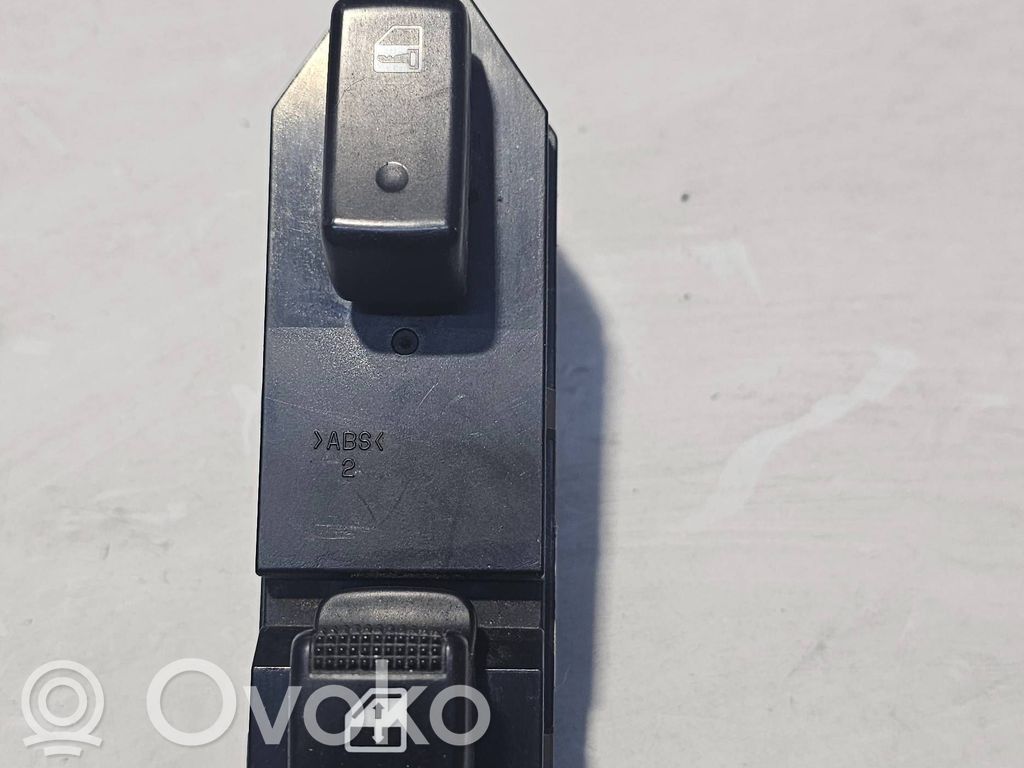 KIA Sportage Quarter vent window switch 