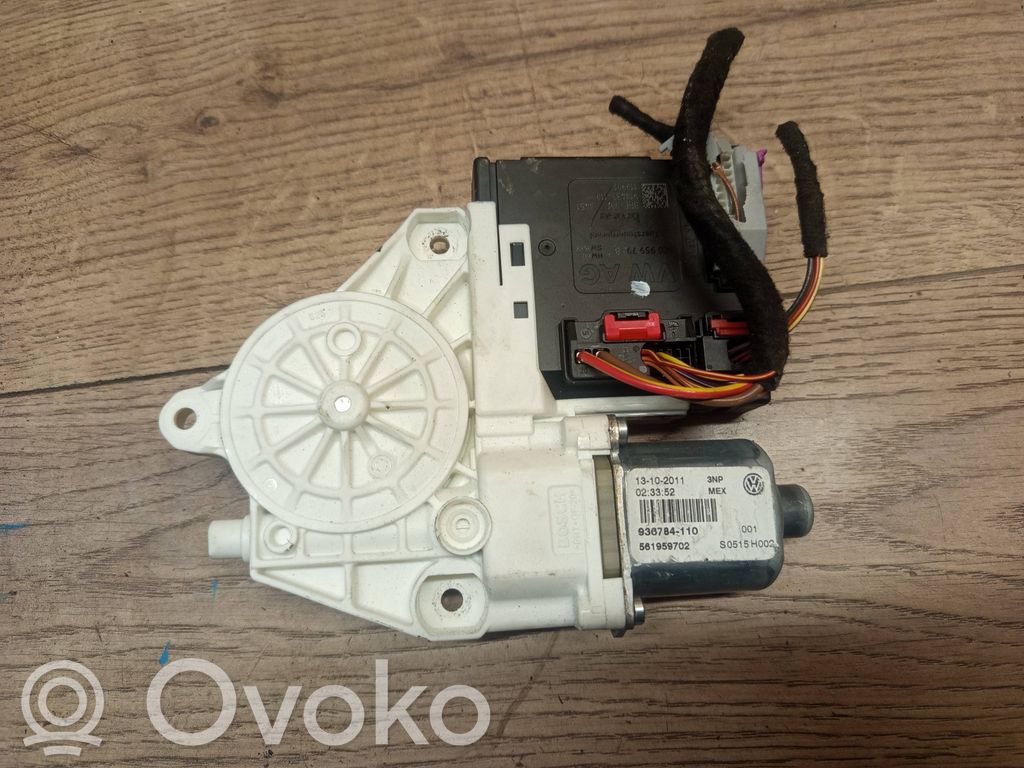 Volkswagen PASSAT B6 Silnik regulatora szyby drzwi przednich 