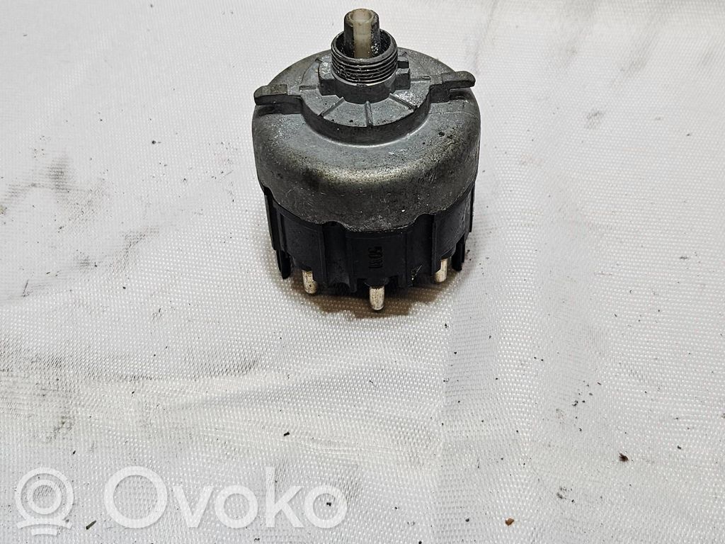 Mercedes-Benz E W124 Light switch 