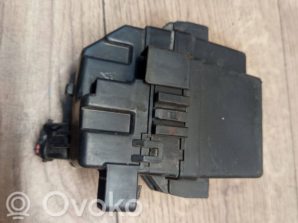Hyundai i30 Módulo de fusible 