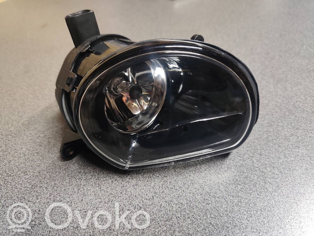 Audi A3 S3 8P Etusumuvalo 