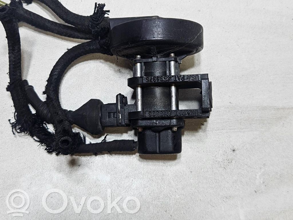 Audi 80 90 S2 B4 Solenoid supapă turbosuflantă 