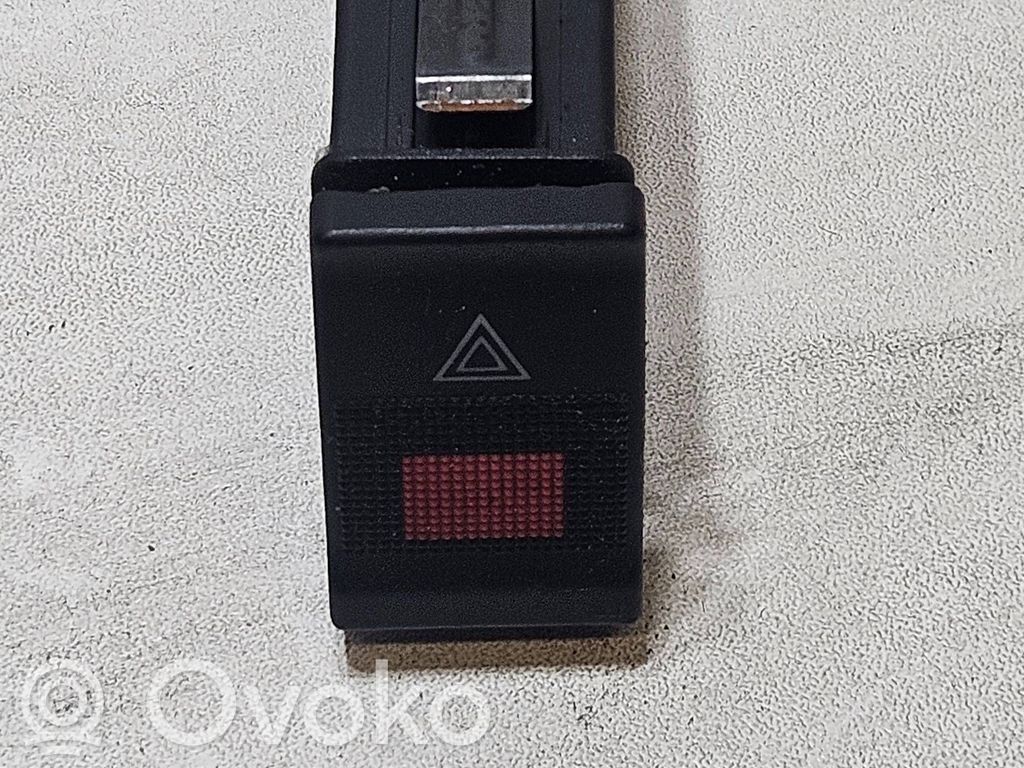 Audi 80 90 S2 B4 Schalter Warnblinkanlage 