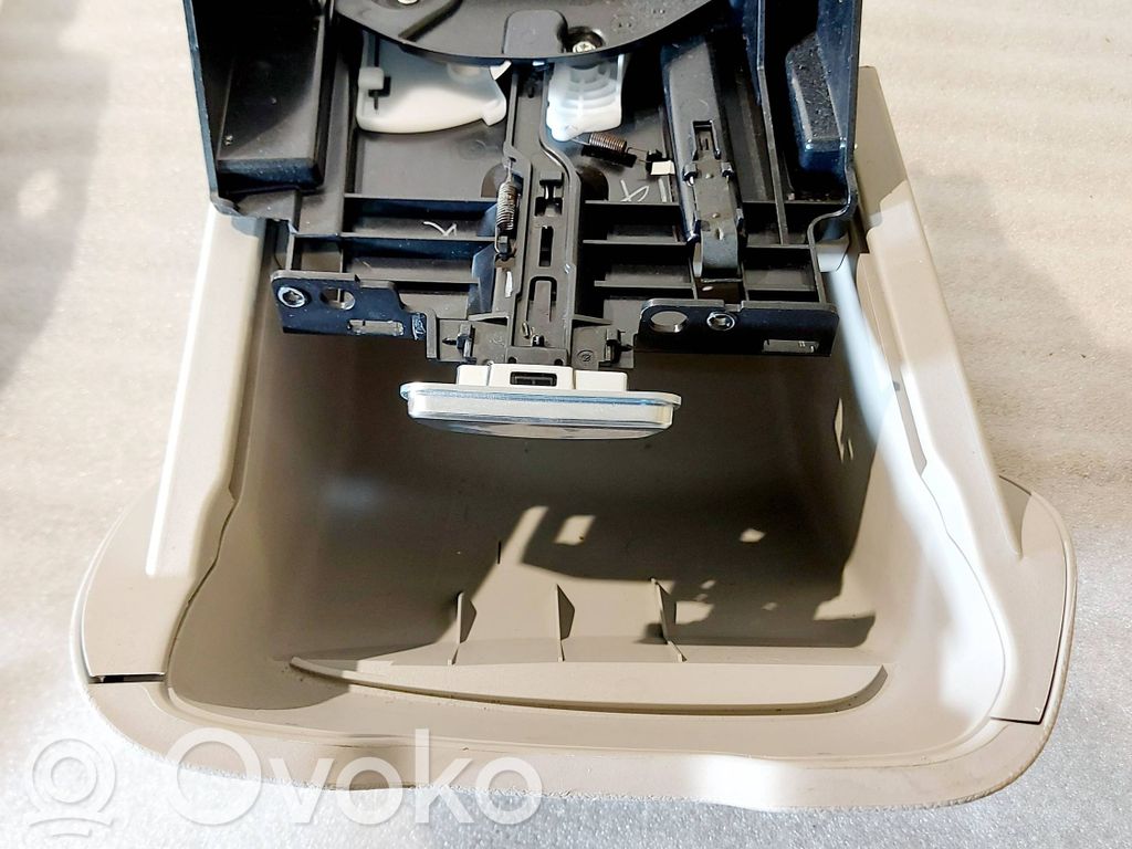 Chrysler Pacifica Glove box set 