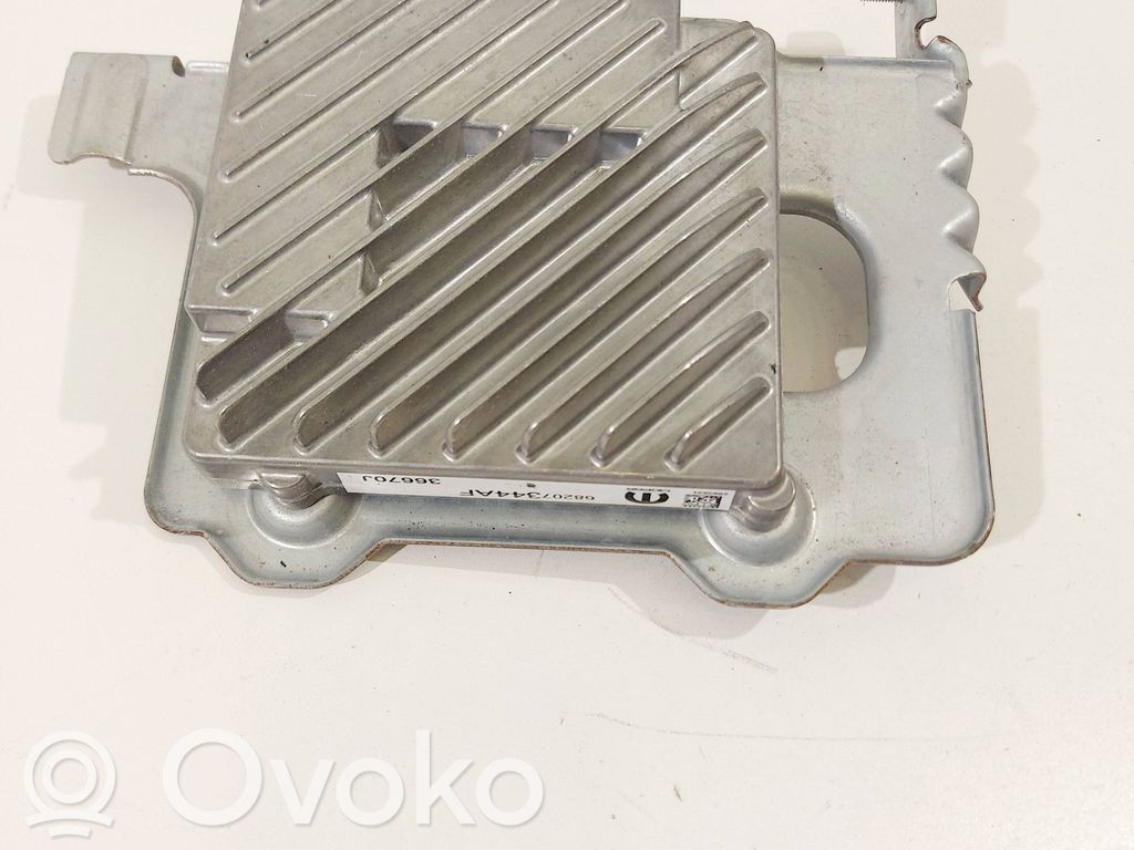 Chrysler Pacifica Sound amplifier 