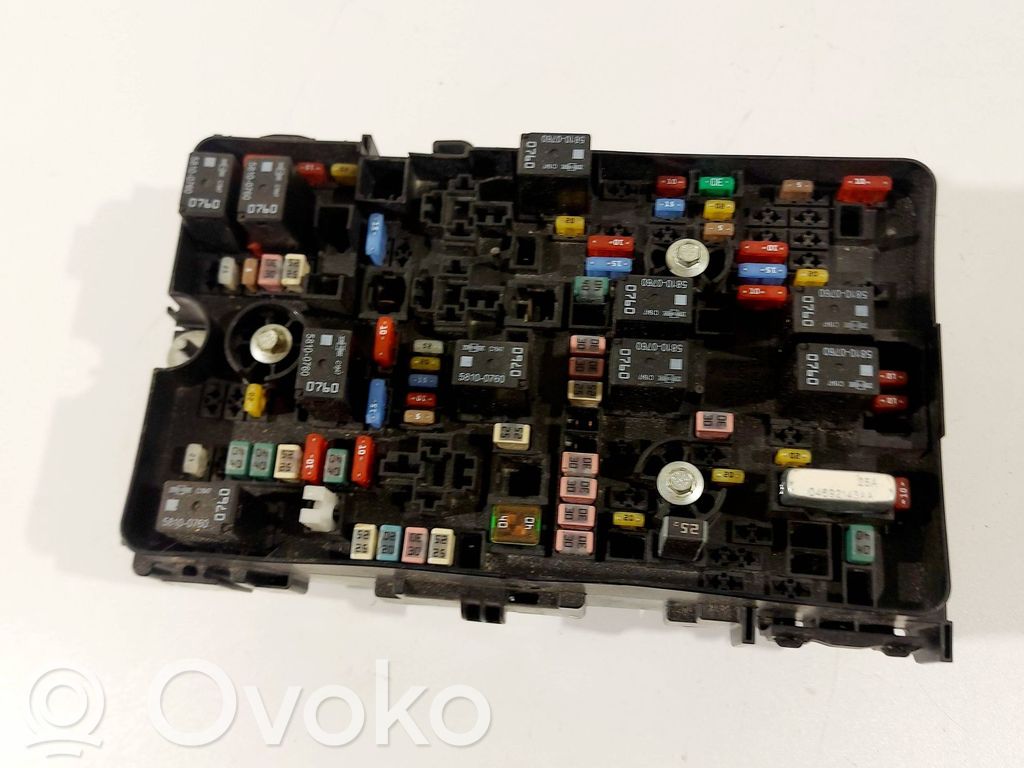 Fuse module   72652597002,68338722AA