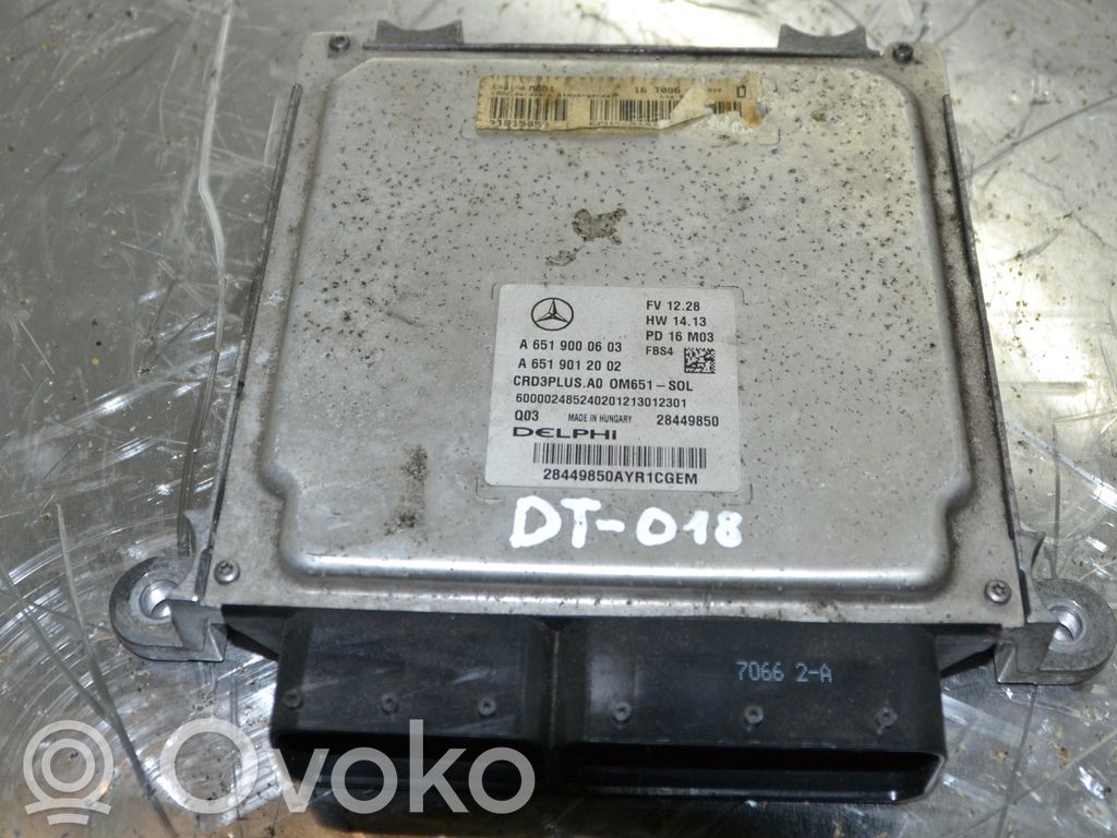 Mercedes-Benz C W205 Engine control unit/module 