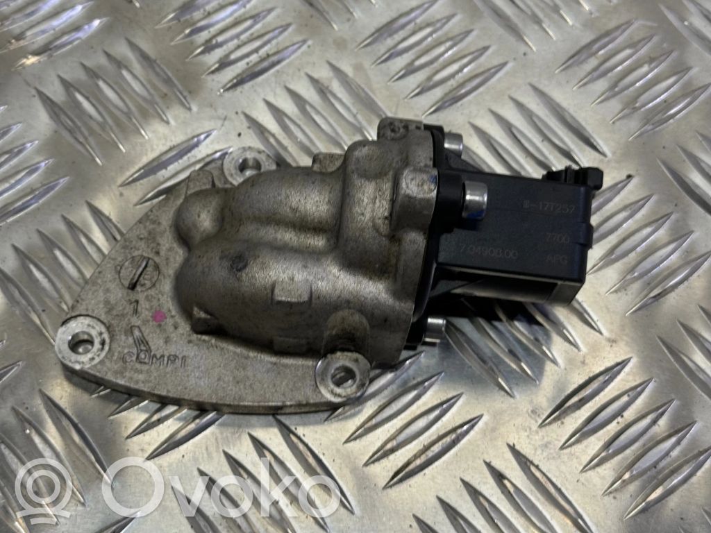 McLaren 570S Turbo system vacuum part 