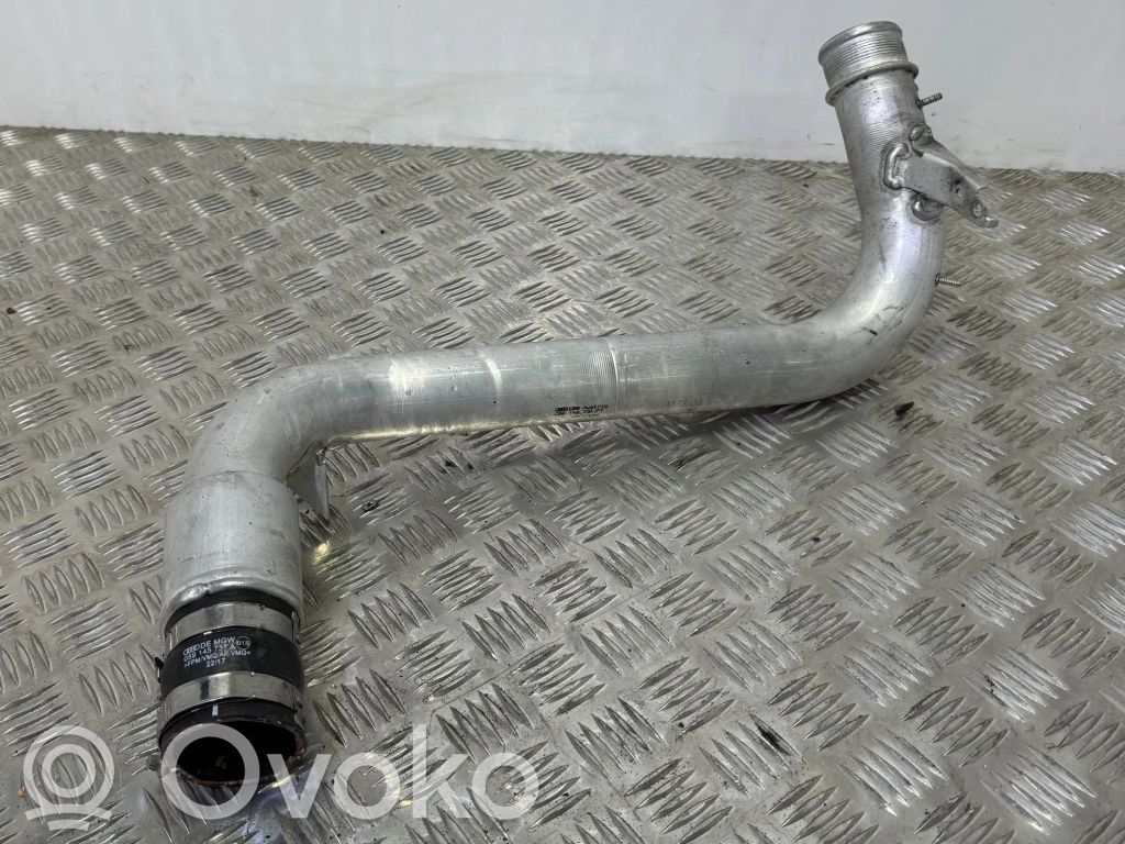 Porsche Macan (95B) Intercooler hose/pipe 