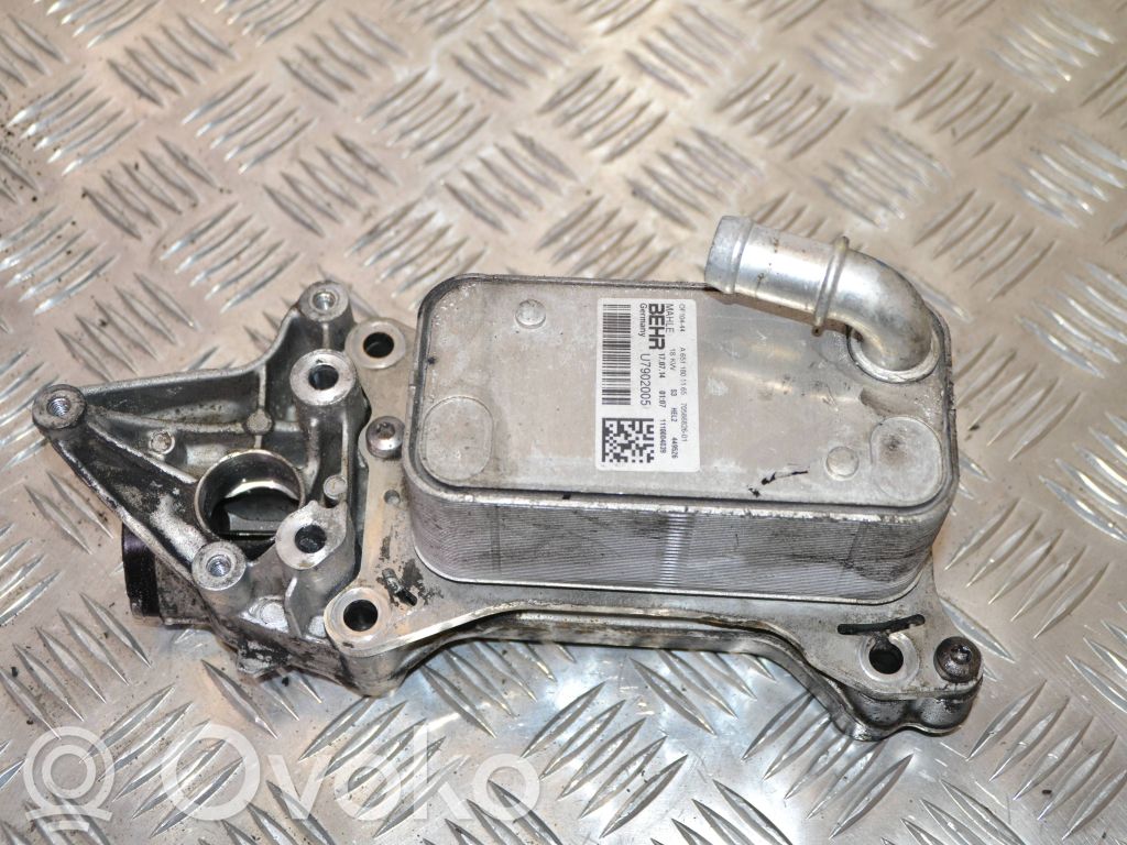 Mercedes-Benz C W205 Oil filter mounting bracket 