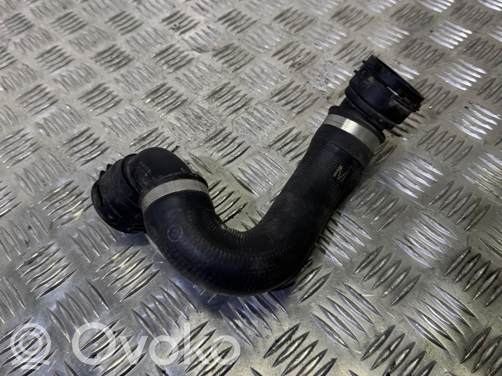 BMW 3 E92 E93 Engine coolant pipe/hose 