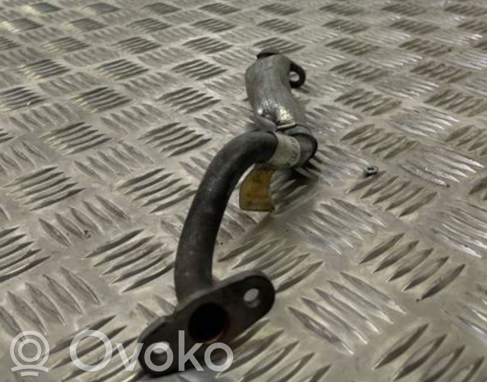 Ford Focus Turboahtimen öljyletku 