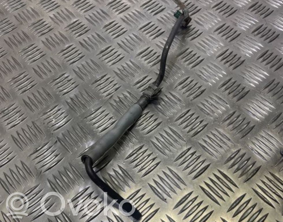 Ford Focus Turboahtimen öljyletku 