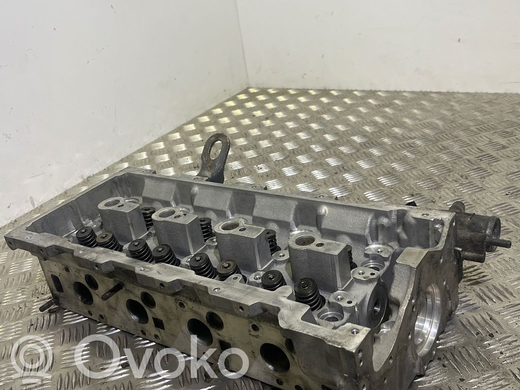 Mercedes-Benz Sprinter W906 Engine head 