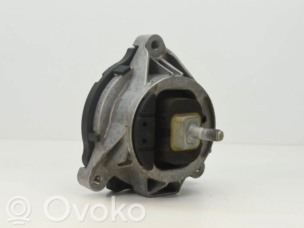 BMW 2 F22 F23 Engine mount bracket 