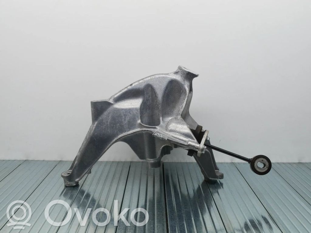 Audi A4 S4 B9 8W Engine mounting bracket 