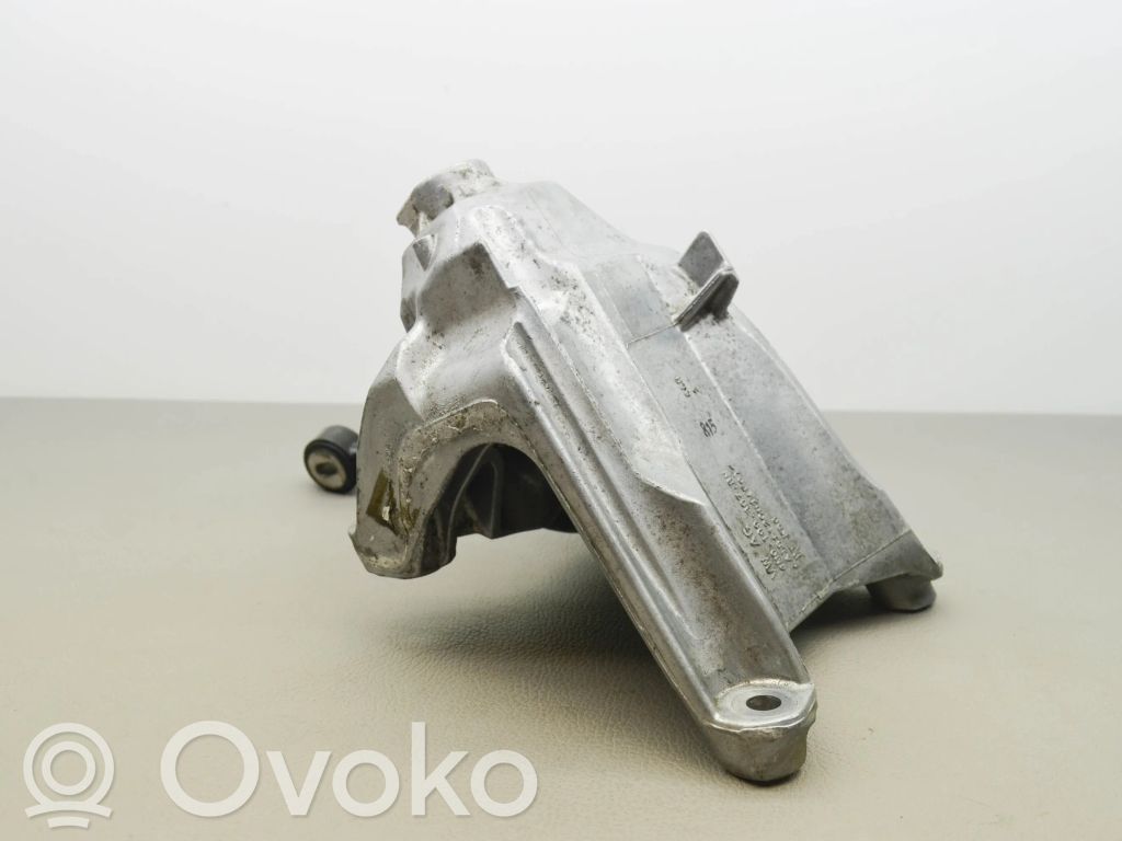 Audi A5 Engine mounting bracket 