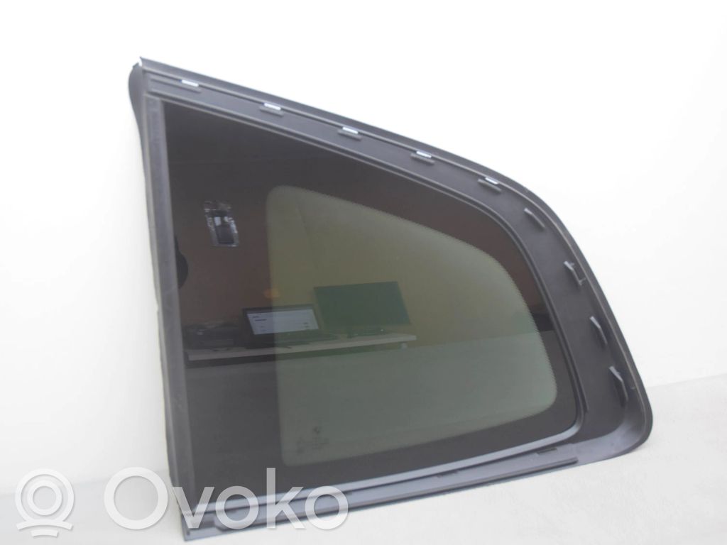BMW X3 G01 Rear side window 
