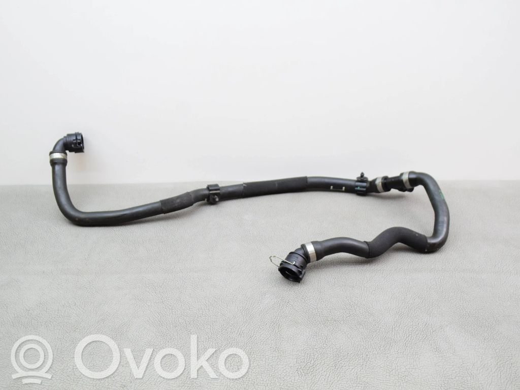 BMW X3 G01 Tubo flessibile del liquido di raffreddamento del motore 