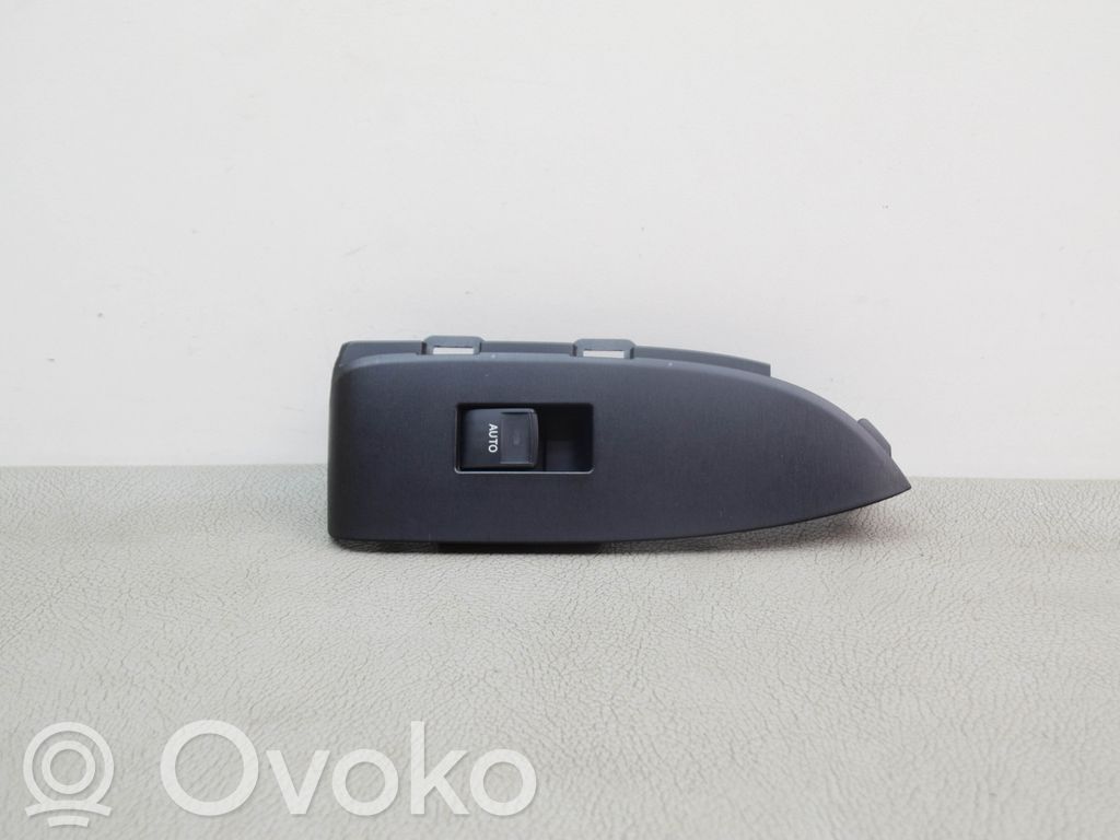 Toyota Prius (XW30) Electric window control switch 