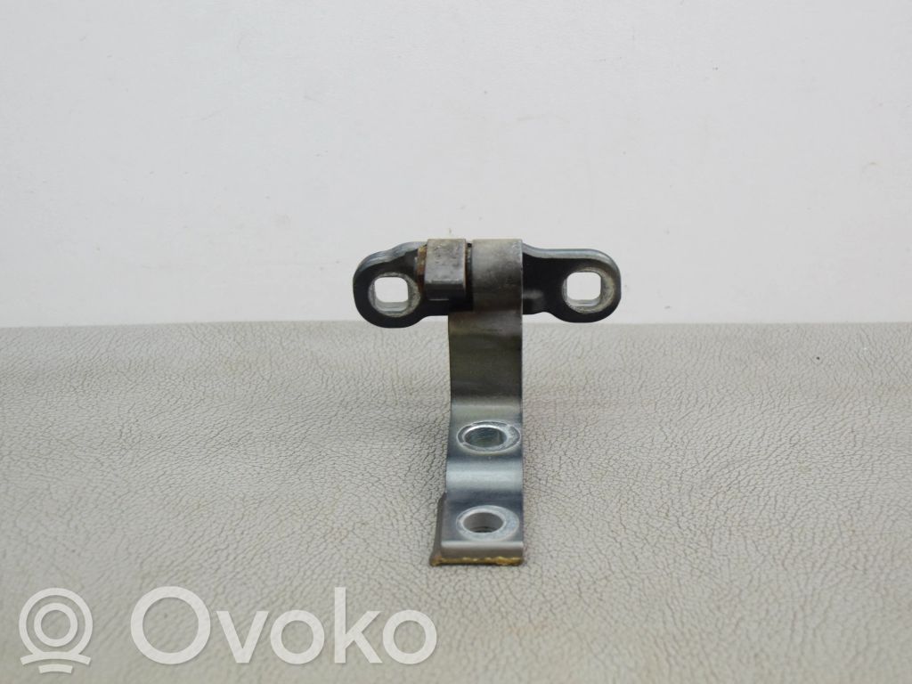 Volvo XC90 Front door upper hinge 