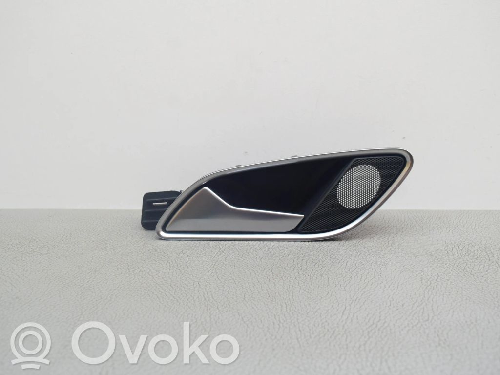 Audi Q3 8U Manecilla interna puerta trasera 