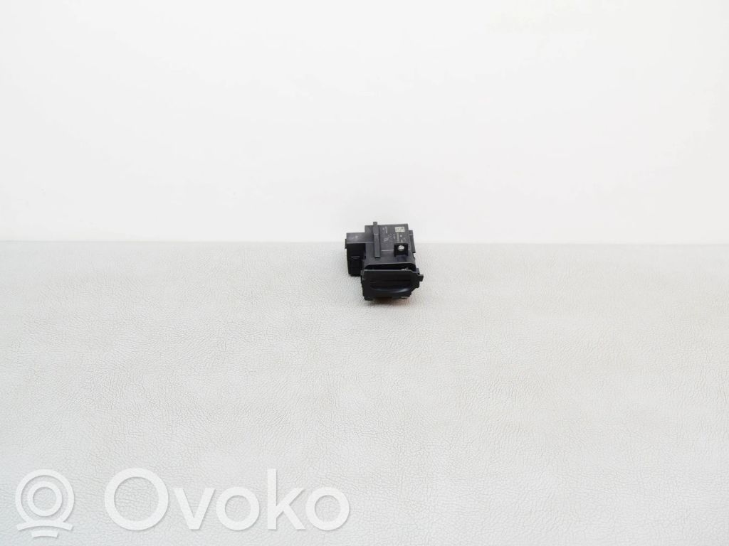 Audi Q5 SQ5 8R Virtalukko 