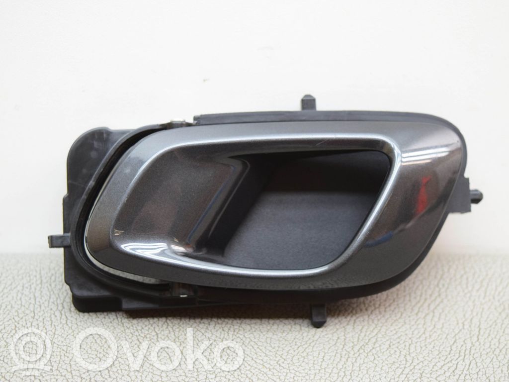 Hyundai i10 Manecilla interna puerta delantera 