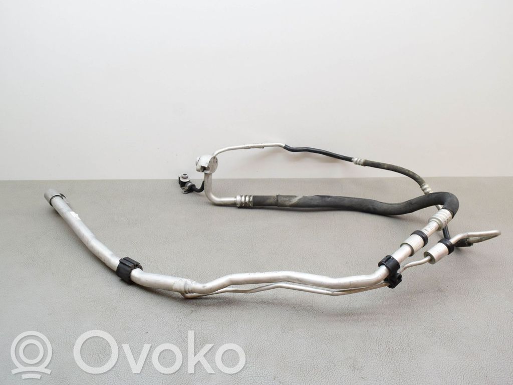 Audi A8 S8 D4 4H Ilmastointilaitteen putki (A/C) 