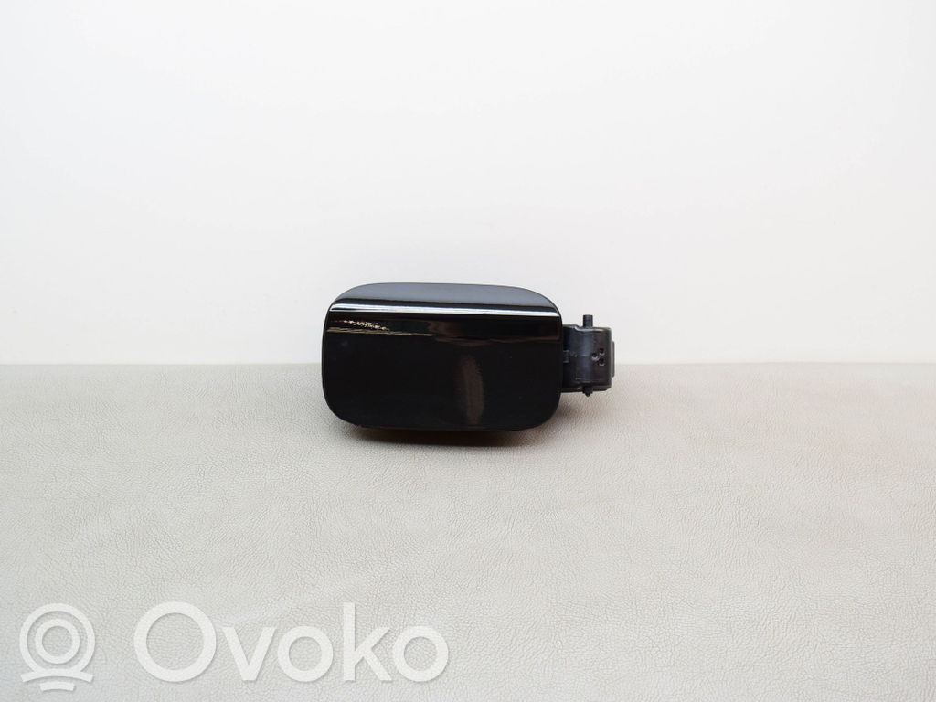 Audi A4 S4 B9 8W Klapka wlewu paliwa 