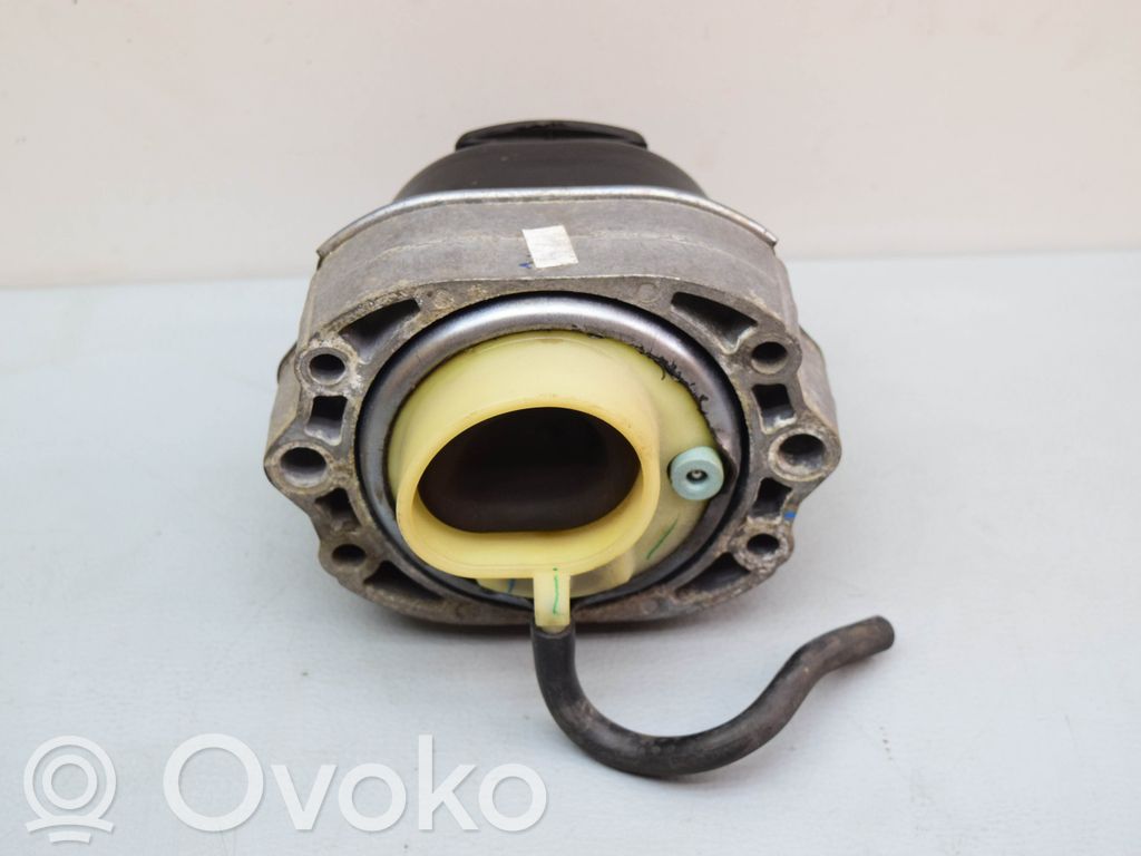 BMW X5 F15 Engine mount bracket 