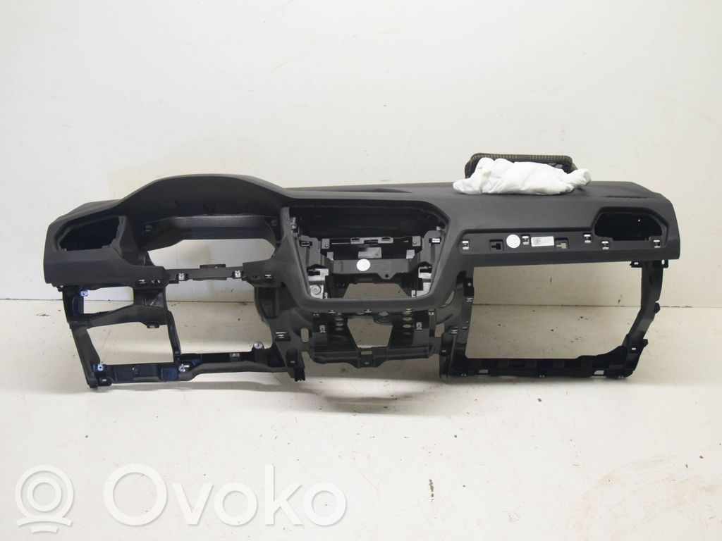 Deska rozdzielcza   5NB858296