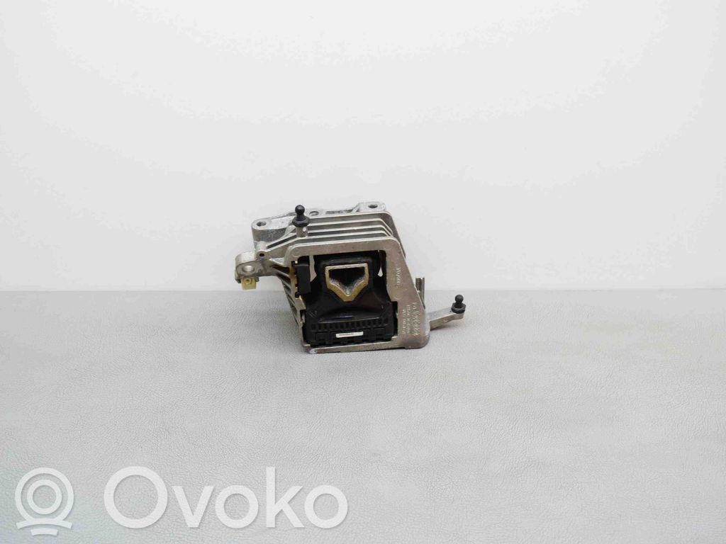 BMW 1 F40 Engine mount bracket 