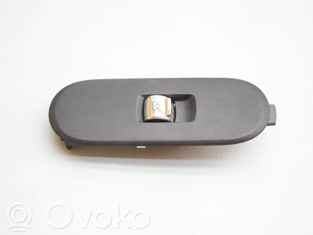 Electric window control switch   7322645