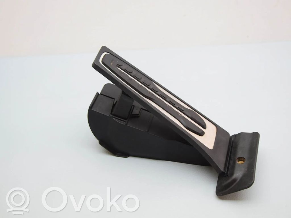 BMW 5 G60 G61 Accelerator throttle pedal 