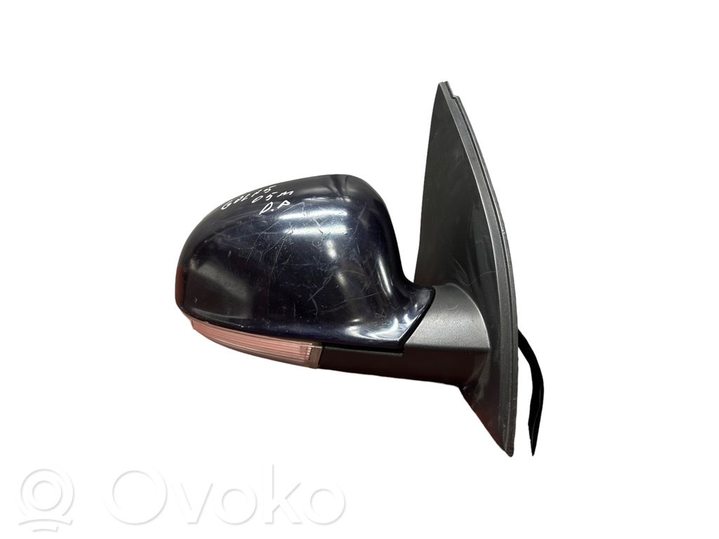 Volkswagen Golf V Front door electric wing mirror 