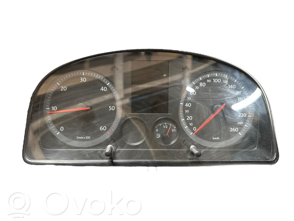Volkswagen Caddy Speedometer (instrument cluster) 