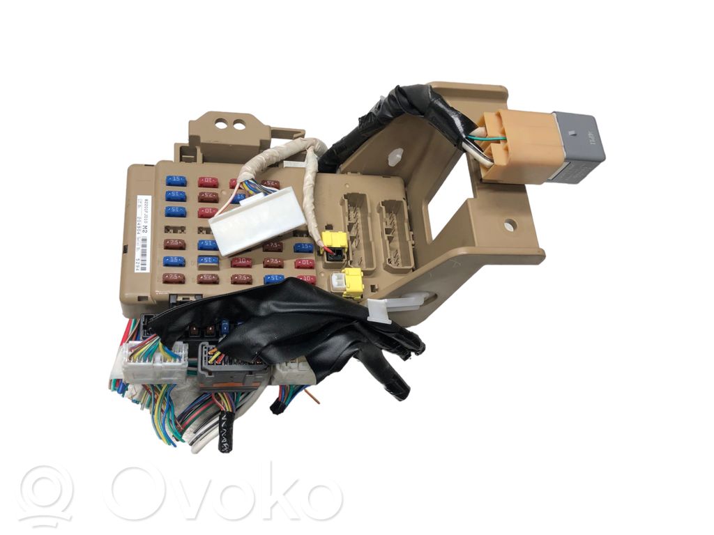 Subaru XV Fuse module 