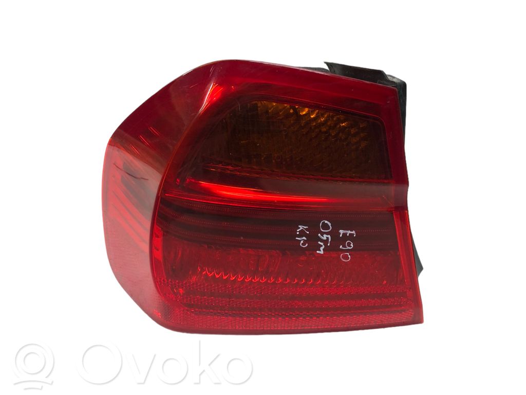 BMW 3 E90 E91 Rückleuchte Heckleuchte 