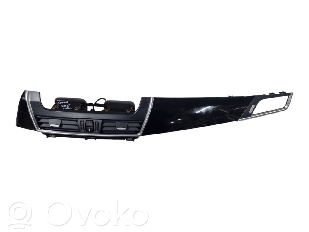 BMW 2 F45 Ozdoba tunelu środkowego 