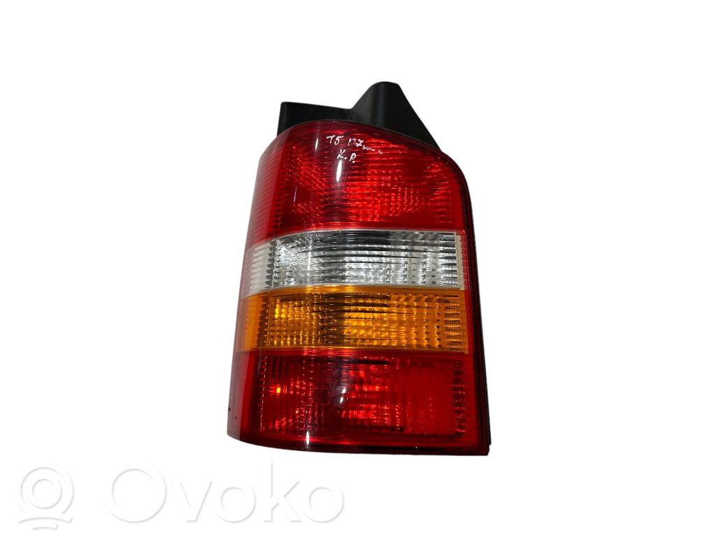 Volkswagen Transporter - Caravelle T5 Lampa tylna 
