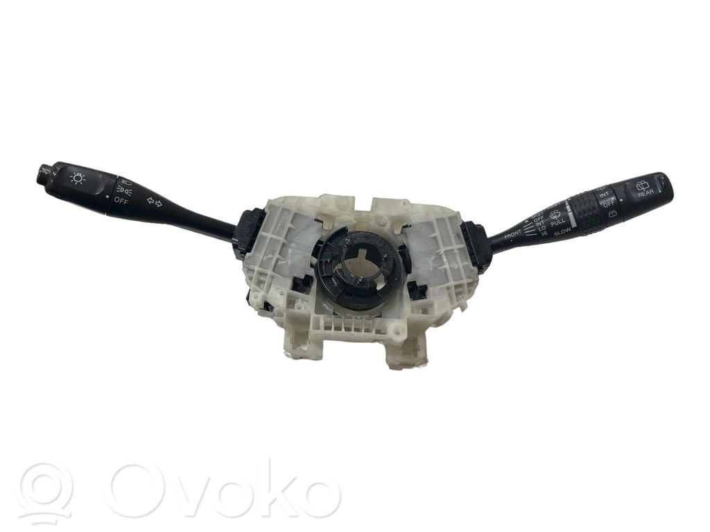 Mitsubishi Outlander Commodo, commande essuie-glace/phare 
